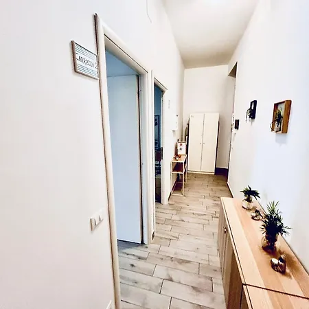 Binario 251 Stazione Tiburtina Appartement Rome Buitenkant foto